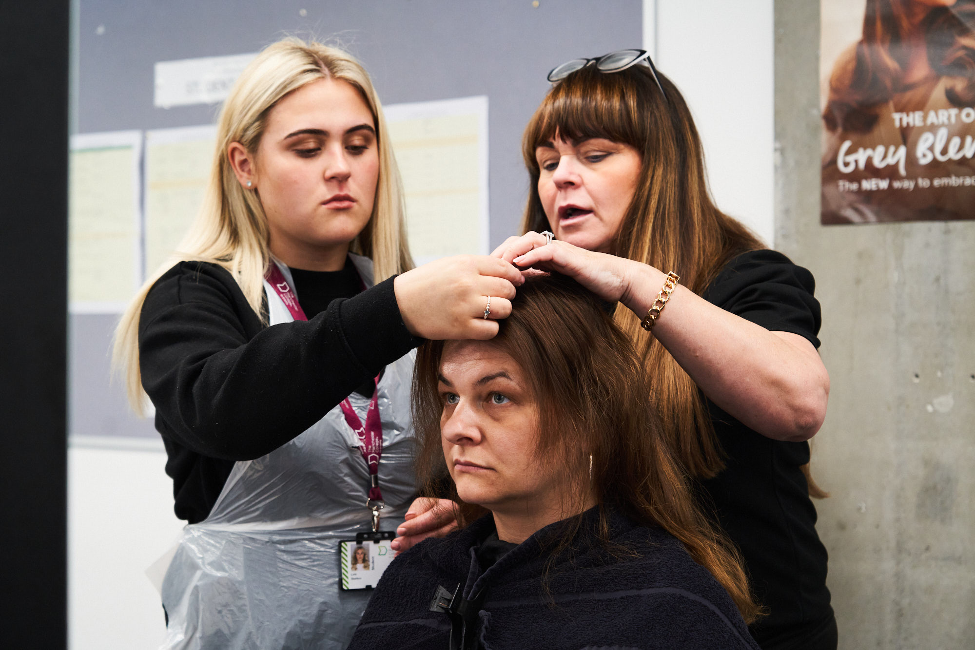 Hairdressing student with a client
