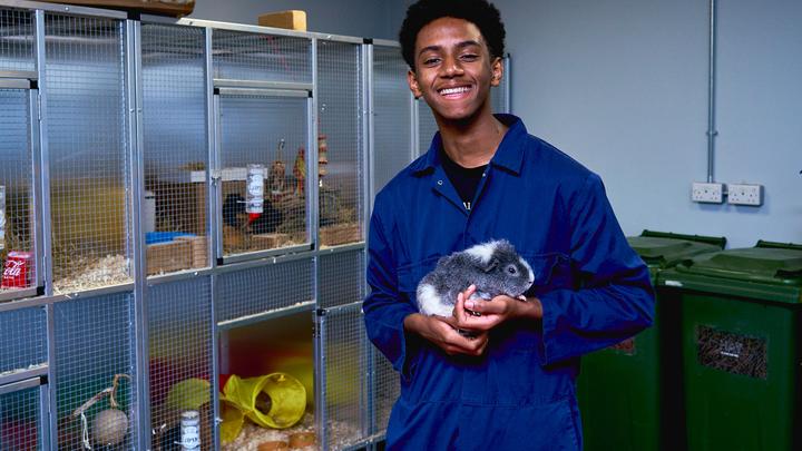 animal_care_student