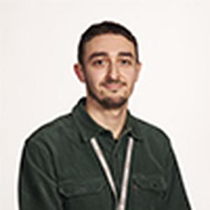 Portrait image of Jordan Peacock