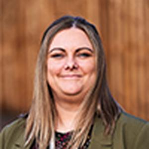 Portrait image of Emma Rutter